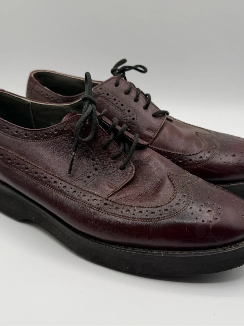 Stuart McGuire Mens 9D Oxblood Leather Wingtip Brogue Derby Shoes Vintage